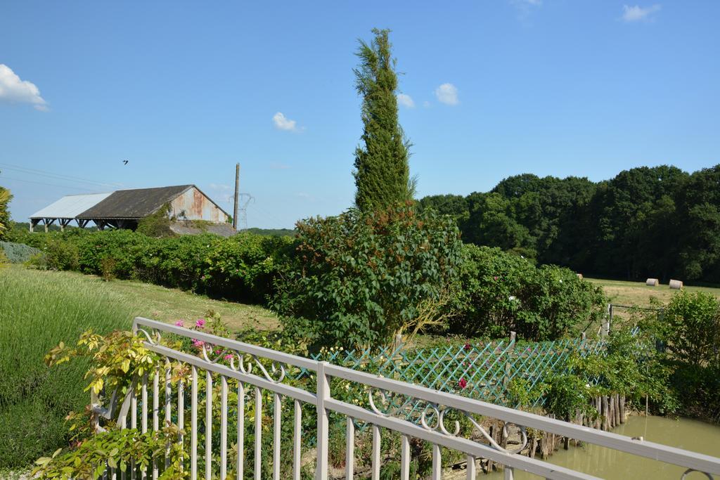 Tartigousse Hotel Saint-Aignan  Exterior photo